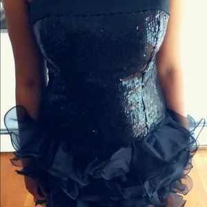 Women’s size 12 cocktail blk sequins dress ruffle